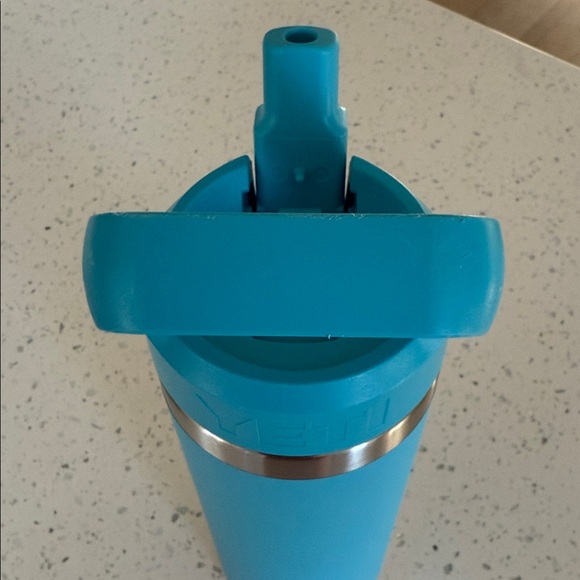 YETI 18oz Rambler Bottle - Picture 3 of 7